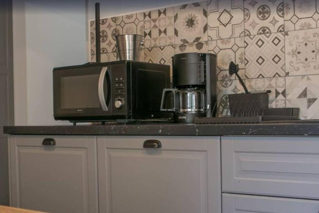 La Maison D'eden - Weekend / - Wifi / Tv *